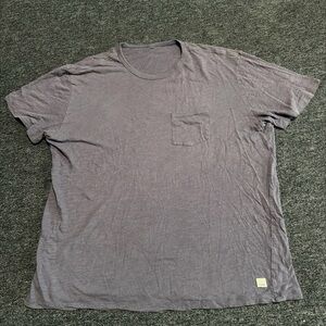 Vuori Shirt Men XLarge Gray Stretch The Rise Tee Pima Cotton Pocket